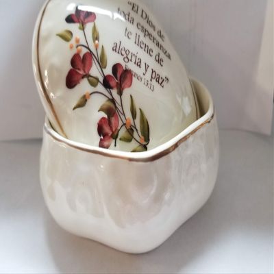 Cofre Labrado Pequeno/Con Texto Biblico/Variados