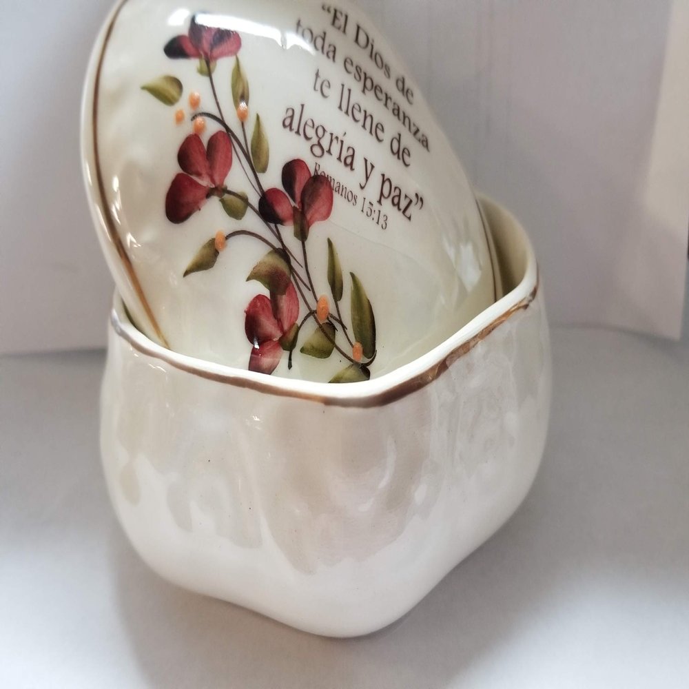 Cofre Labrado Pequeno/Con Texto Biblico/Variados