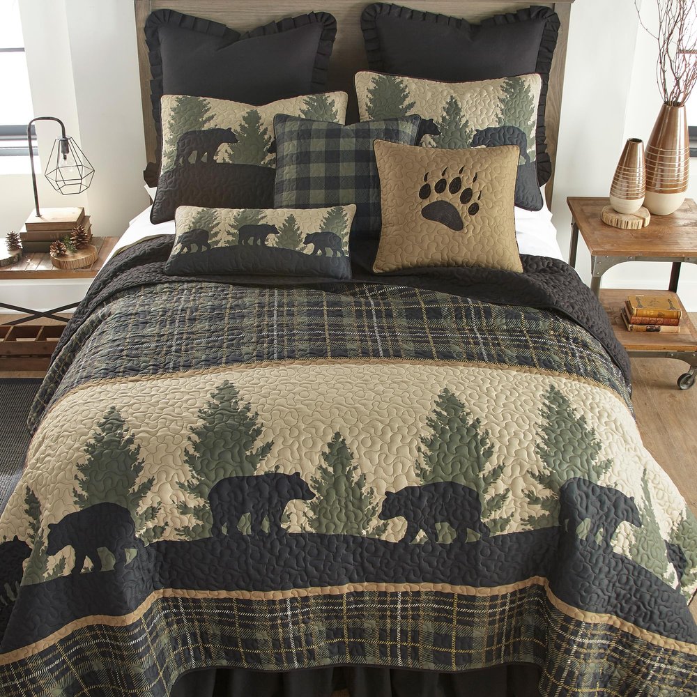 Donna Sharp California King Quilt - Bear Walk Plaid Lodge Quilt with Bear Pattern - Machine Washable - Perfect for Rustic Decor