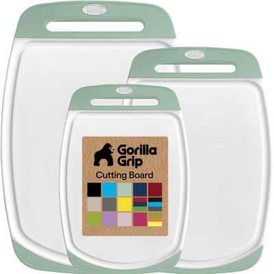 GORILLA GRIP BPA-Free Reversible Kitchen Cutting Board Set of 3, US Designed, Nonporous, Juice Grooves Catch Liquid, Slip Resistant Border, Dishwasher Safe, Durable Large Food Chopping Boards, Mint