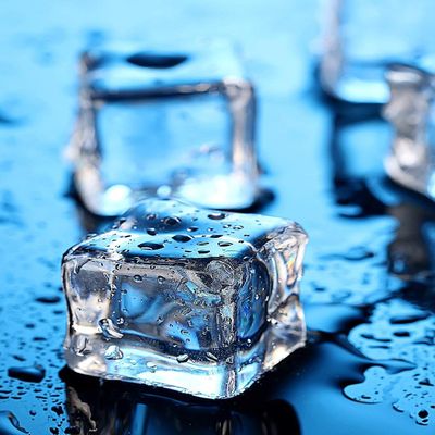 Briliant Shop Acrylic Ice Cube, 10 PCS Transparent Artificial Acrylic Plastic Ice Rocks, 1 Inch Clear Fake Acrylic Ice Cubes Square Shape for Kitchen Decoration Photography Props (25mm)
