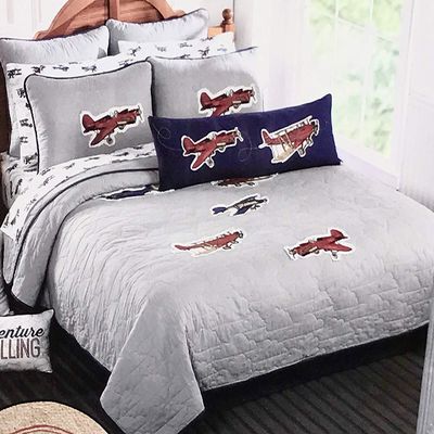 Bi-Planes Sky Hawk Skyhawk Airplanes 3PC Full Queen Quilt and Sham Set Appliqu Red Airplanes on Gray Background 