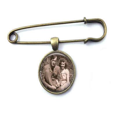 1, 2 or 3 Custom Photo Groom Wedding Memorial Lapel Boutonniere Pin in Silver or Bronze Finish (1 Photo Bronze Pin)