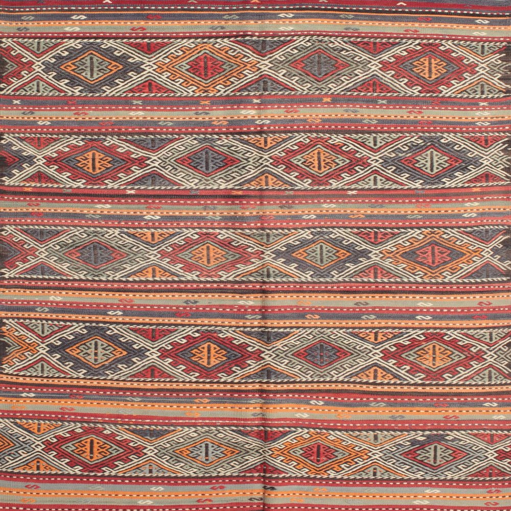 Contemporary 808 Area Rug - 5'0" by 7'0"