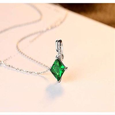 Bansriracha Charm Chain Necklace Emerald Green Cubic Zirconia Popular Jewelry 925 Sterling Silver Pendant Necklace for Women Gift