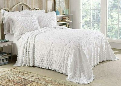 Style Master Kingston Tufted Floral Chenille Bedspread and Pillow SHAM Set, All Cotton (White, Twin)
