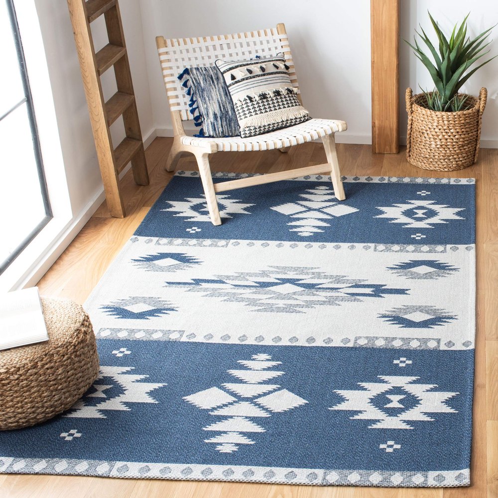 SAFAVIEH Area Rug 8x10 - Augustine Collection - Large - Navy & Creme, Rustic Boho Tribal Design, Easy Cleaning, Ideal for Living Room, Bedroom, Office, Dining Space (AGT426N)