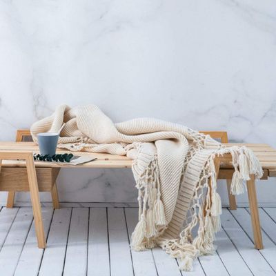 49x71inch Hand Knitted Fringe Wool Throw Blanket Lightweight Sofa Bed Couch Decorative Blanket Crochet Cable Acrylic Blanket Photo Prop Family Friend Xmas Gift