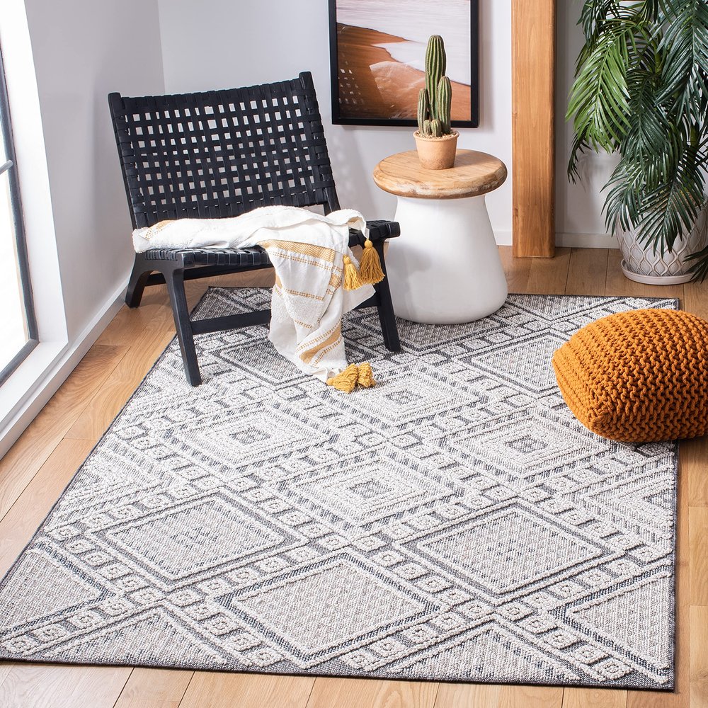 SAFAVIEH Global Collection Area Rug - 5'3" x 7'6", Grey & Ivory, Non-Shedding & Easy Cleaning, Ideal for Living Room, Bedroom, Office, Dining Space (GLB813F)