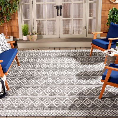 SAFAVIEH Area Rug 8x10 - Global Collection - Large - Grey & Ivory, Non-Shedding & Easy Cleaning, Ideal for Living Room, Bedroom, Office, Dining Space (GLB874F)