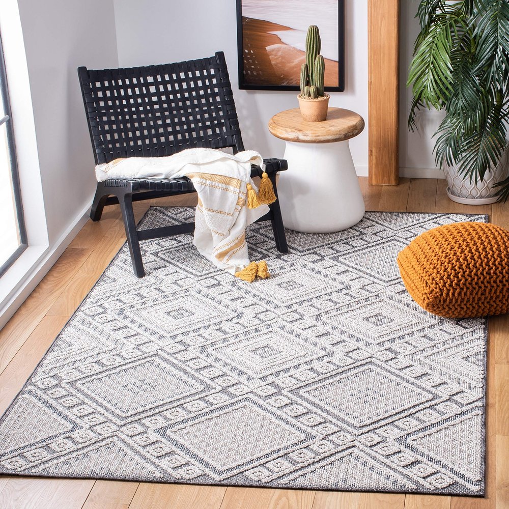 SAFAVIEH Global Collection Area Rug - 6'7" Square, Grey & Ivory, Non-Shedding & Easy Cleaning, Ideal for Living Room, Bedroom, Office, Dining Space (GLB813F)