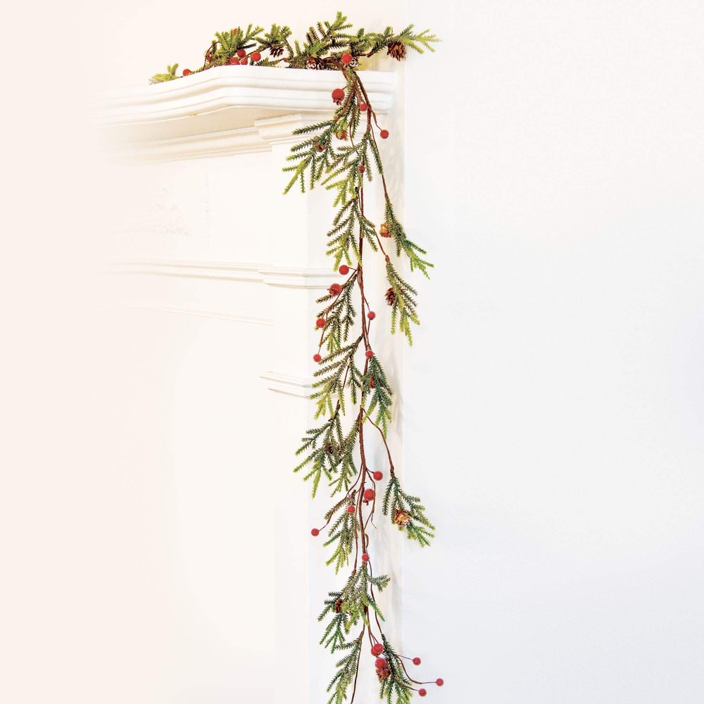 Mountain Pine & Berries Garland 5'