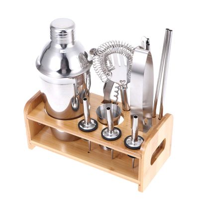 1 Set Stainless Steel Cocktail Kit Wooden Base Cocktail Mixing Kit Drink Mixer Bartender Tools (550ML)