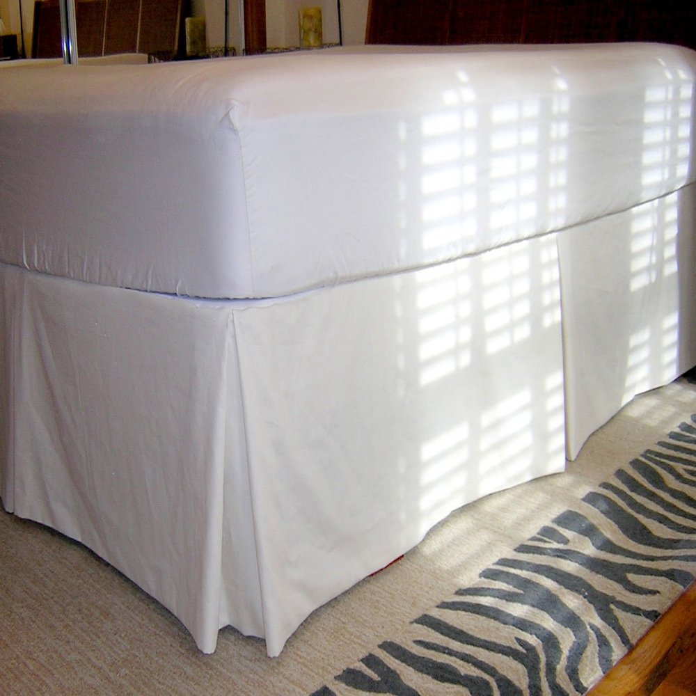 1 Piece Solid 20" Drop Tailored Bed Skirt 600TC Egyptian Cotton (White, Queen)