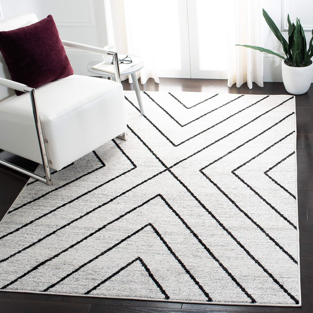 SAFAVIEH Area Rug 8x10 - Adirondack Collection - Large - Ivory & Grey, Modern Geometric Design, Non-Shedding & Easy Cleaning, Ideal for Living Room, Bedroom, Office, Dining Space (ADR251A)