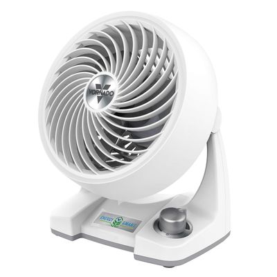 Vornado 133DC Energy Smart Compact Air Circulator Fan with Variable Speed Control, Powerful Personal Cooling, Signature Vortex Action, Adjustable Tilt, Fan for Bedroom, Kitchen, and Home, White