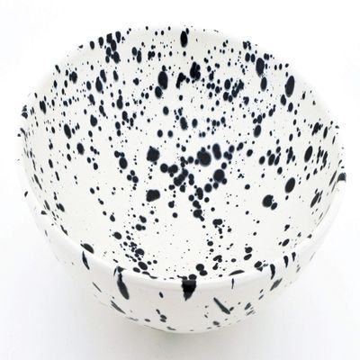 ART ESCUDELLERS Ceramic Bowl, Handmade and Handpainted in Mate Black Decoration. 11,02" x 11,02" x 3,94"
