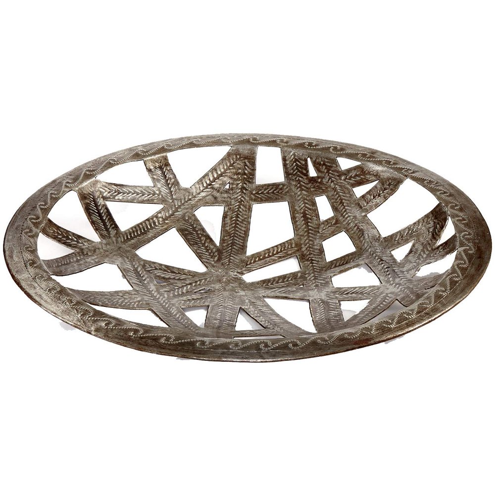 Heart of Haiti Recycled Metal Ribbon Cutout Tray Collection (Brown)