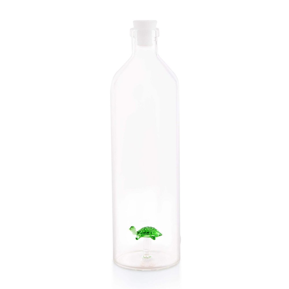 Balvi Atlantis Turtle Glass Water Bottle with Green Turtle Figure Inside, Borosilicate Glass, 1.2L Capacity, Dishwasher Safe, Ideal for Home or Office Use  Botella Atlantis Tortuga