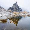 Posterazzi PDDUS48JWI5206LARGE USA, Washington State. Alpine Wilderness, Enchantment Lakes, Gnome Tarn and Prusik Peak Photo Print, 36 x 24, Multi view 1