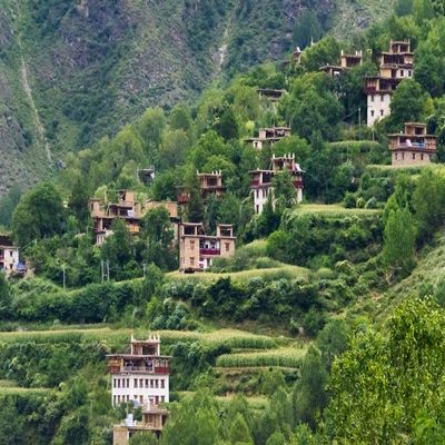 Posterazzi PDDAS07KSU2403LARGE Houses in The Mountain, Zhonglu Village, Garze Tibetan Autonomous Prefecture, China Photo Print, 24 x 36, Multi