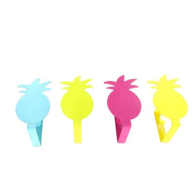 LIOOBO Tablecloth Clips Table Cover Clips Metal Decorative Camping Garden Home Kitchen Restaurant Outdoor Dining Table Pineapple Shaped 4 Pcs (Random Color)