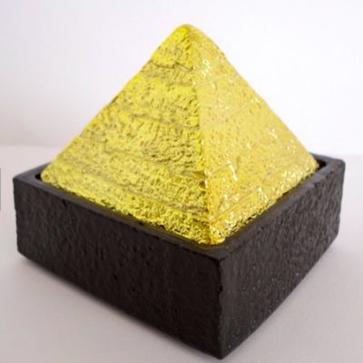 Positive Energy Generator Pyramid | Quantum Science Negative Ion Positive Energy Pyramid | with Aroma Earth Minerals | Repels Negativity, Insomnia, Promotes Blood Circulation, Rejuvenation | 55x55 mm