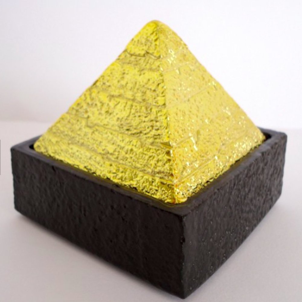 Positive Energy Generator Pyramid | Quantum Science Negative Ion Positive Energy Pyramid | with Aroma Earth Minerals | Repels Negativity, Insomnia, Promotes Blood Circulation, Rejuvenation | 55x55 mm