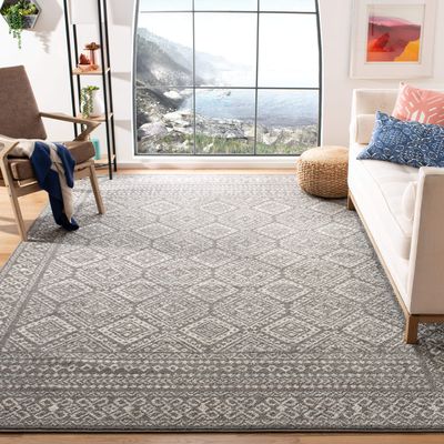 SAFAVIEH Tulum Collection Area Rug - 5' Square, Dark Grey & Ivory, Moroccan Boho Distressed Design, Non-Shedding & Easy to Clean, Ideal for Living Room, Bedroom, Dining Space (TUL264F)