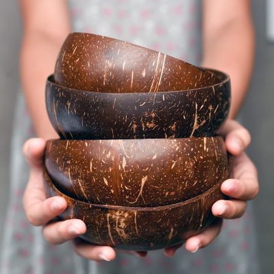 VNCraft Smoothie Coconut Bowls and Spoons (set of 4) - Polished with Coconut Oil, Durable, Lightweight, Useful, Large Wooden Serving Bowl for Salads, Breakfast, Decoration, Vegan Organic Friendly