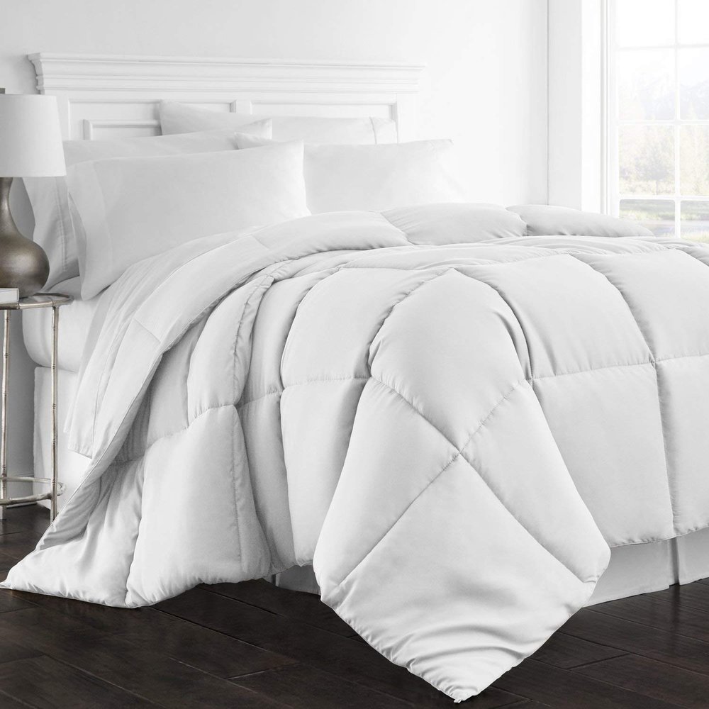 1-Pc Comforter Twin-XL 68x92 Size1-Pc Comforter 100% Egyptian Cotton, 600 Thread Count (200 GSM Micro Fill Diamond Box Stitched) - Machine Washable, White Solid