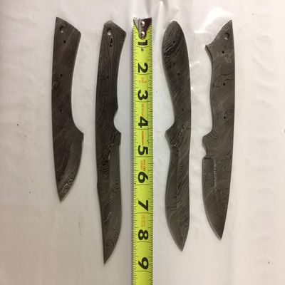 4 pieces Damascus steel blank blade set, 7, 8, 9 and 9.5, inches long hand forged blank blade skinning set, 2.5 to 4.5 inches long cutting edge, compact pocket knife and skinning knife blades