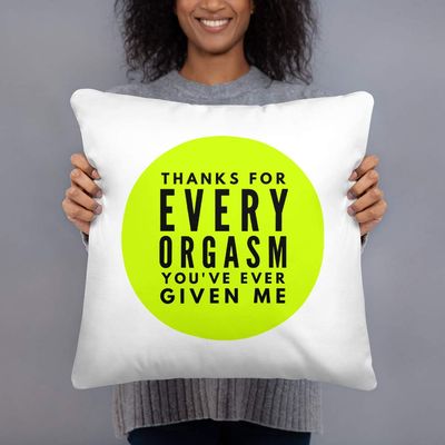 4EVERCOOL Pillow | Saint Valentine's Gift | for Newly wed | Almohada for Anniversaries, birthday's or just to Remind Your Wife How Much You Love her