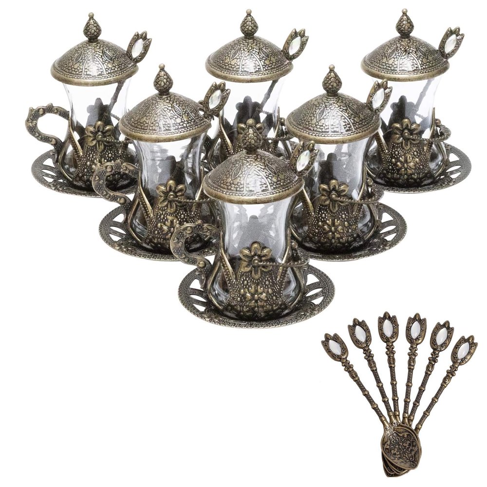 Alisveristime Handmade Turkish Tea Glass Set - Traditional Turkish Motifs, Set of 6 with Lids and Bonus Tea Spoons (Autentic Green)