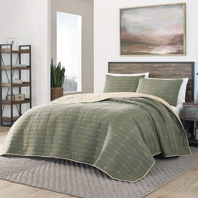 3 Piece Cabin Lodge Style Plaid Quilt King Size, All Seasons Beautiful Trout Stitched Design with a Khaki Plaids Reverse Ivory Green Quilt Set, Geometric Lightweight Contemporary Farmhouse Bedding