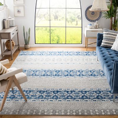SAFAVIEH Area Rug 8x10 - Madison Collection - Large - Silver & Navy, Boho Chic Design, Non-Shedding & Easy Cleaning, Ideal for Living Room, Bedroom, Office, Dining Space (MAD797J)
