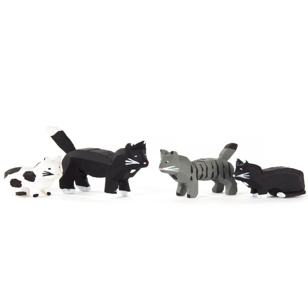 Alexander Taron 076-112 DREGENO Figures - Set of 4 Small Cats, Black
