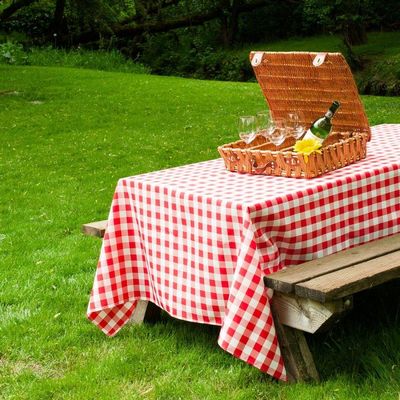 (2/5/ 10 Pack) Linentablecloth 60 x 126-Inch Rectangular Red & White Checker Polyester Tablecloth, Washable Cloth for Picnic, Restaurant, Dining, Kitchen, Wedding & Party (10)