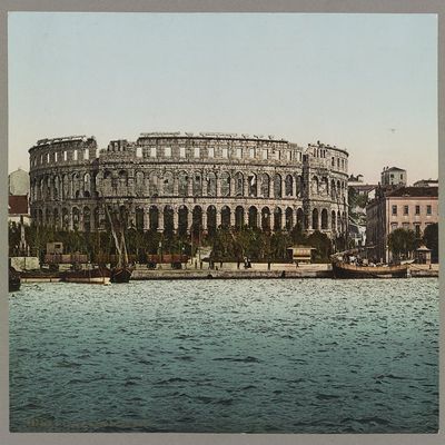 Pola. Arena del Mare Canvas Wall Art (20" x 30")