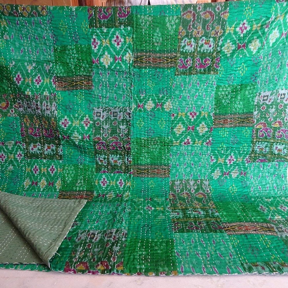 Blanket Bedding Bedspread Bed Kantha Vintage Handmade Silk Patchwork Indian Art Cover India Sari Bohemian Spreads Washed Patola Spread Quilt