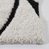 SAFAVIEH Florida Shag Collection Accent Rug - 3'3" x 5'3", Ivory & Black, Non-Shedding & Easy Care, 1.2-inch Thick Ideal for High Traffic Areas in Entryway, Living Room, Bedroom (SG471-1290) view 4