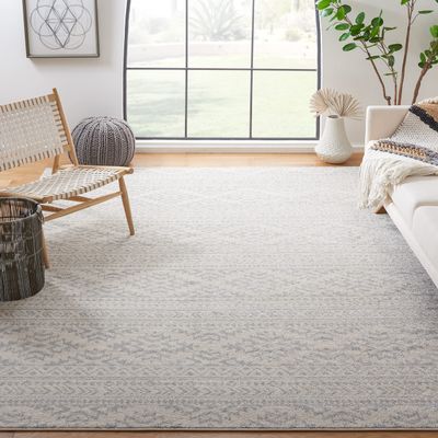 SAFAVIEH Area Rug 8x10 - Tulum Collection - Large - Ivory & Light Grey, Moroccan Boho Tribal Design, Non-Shedding & Easy to Clean, Ideal for Living Room, Bedroom, Dining Space (TUL272G)