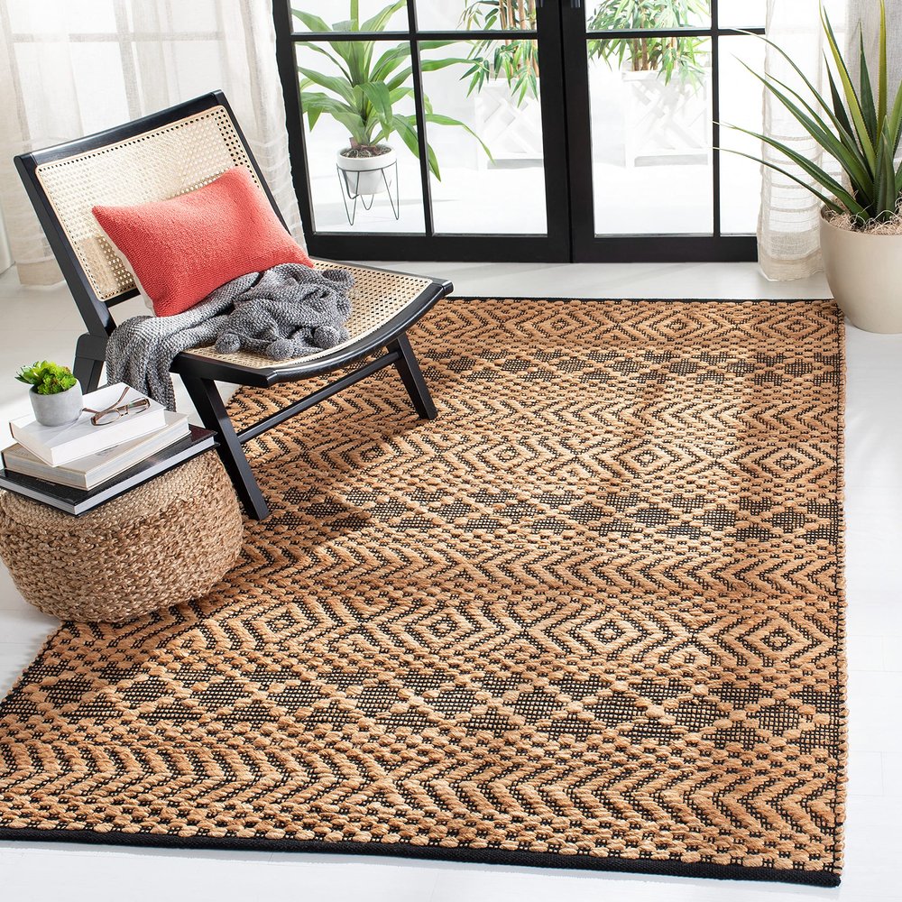 SAFAVIEH Kilim Collection Accent Rug - 3' x 5', Natural & Black, Handmade Boho Jute, Ideal for High Traffic Areas in Entryway, Living Room, Bedroom (KLM455A)
