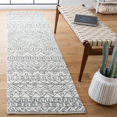 SAFAVIEH Aspen Collection Runner Rug - 2'3" x 9', Ivory & Black, Handmade Boho Wool, Ideal for High Traffic Areas in Living Room, Bedroom (APN821A)