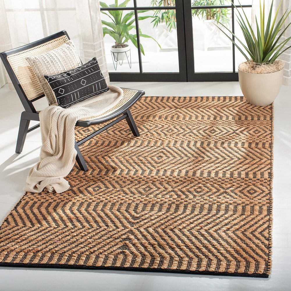 SAFAVIEH Kilim Collection Accent Rug - 3' x 5', Natural & Black, Handmade Boho Jute, Ideal for High Traffic Areas in Entryway, Living Room, Bedroom (KLM456A)