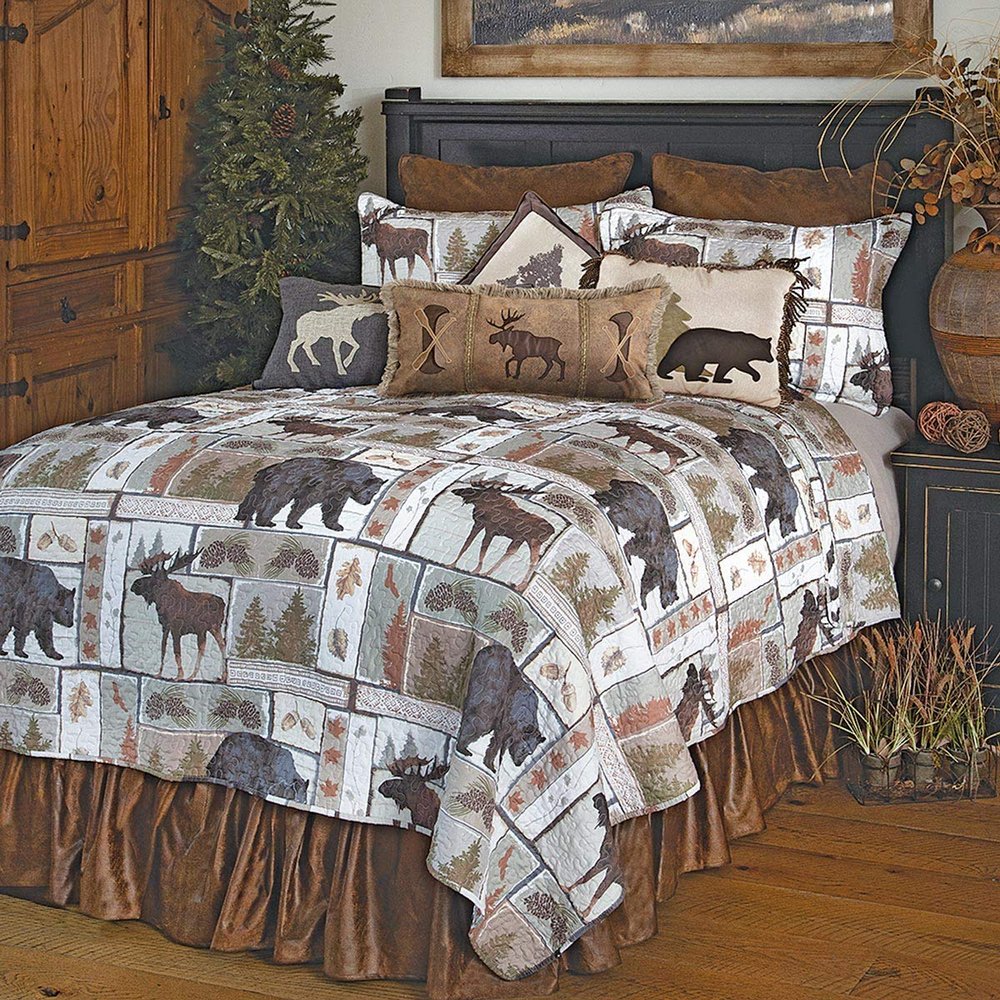 BLACK FOREST DECOR Bear & Moose Wilderness Quilt Bed Set - Queen