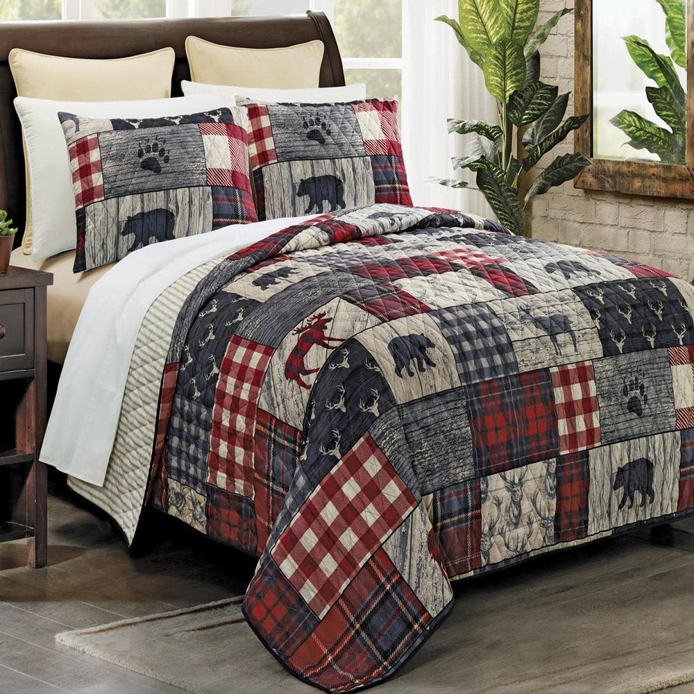 BLACK FOREST DECOR Wildlife Timber & Plaid Quilt Bed Set - Twin