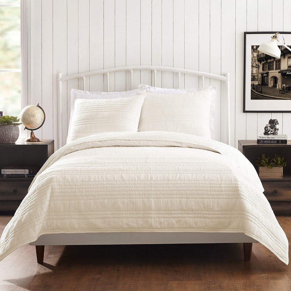 1977 Dry Goods Atmosphere Double Gauze Quilt - Lightweight Breathable All Season Coverlet Bedding - King, Ivory