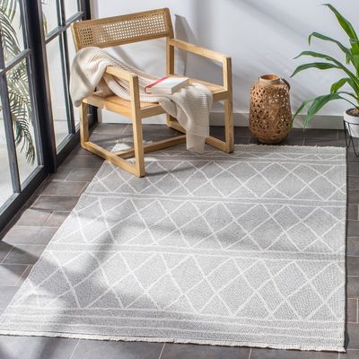 SAFAVIEH Area Rug 8x10 - Augustine Collection - Large - Grey & Ivory, Moroccan Boho Fringe Design, Easy Cleaning, Ideal for Living Room, Bedroom, Office, Dining Space (AGT474A)