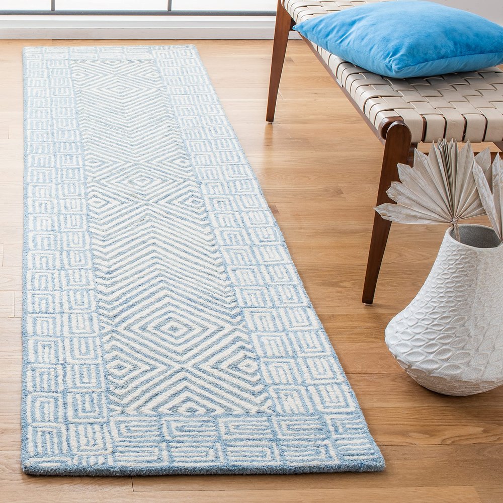 SAFAVIEH Roslyn Collection Runner Rug - 2'3" x 9', Light Blue & Ivory, Handmade Wool, Ideal for High Traffic Areas in Living Room, Bedroom (ROS353M)